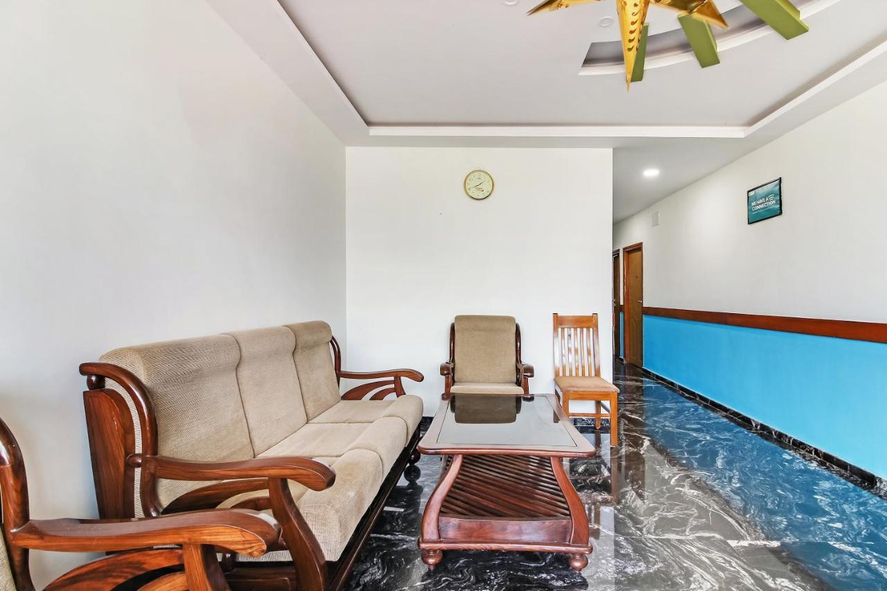 Oyo 28303 Yesh Comforts Hotel Madikeri Eksteriør billede