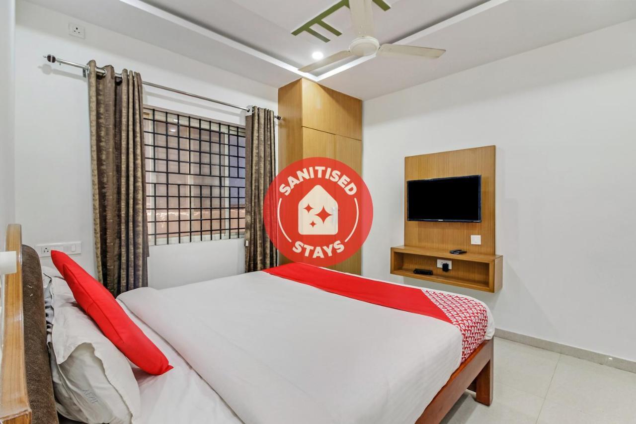 Oyo 28303 Yesh Comforts Hotel Madikeri Eksteriør billede